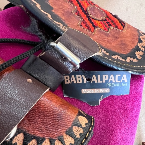 Baby Alpaca Made In Peru Magenta Pink Suede Leather Drawstring Backle Backpack S - Picture 9 of 11